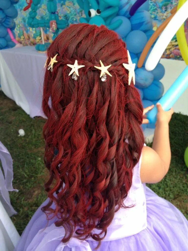 Прическа русалки для девочки Peinado de sirenita con pintura roja. Ariel hair, Girl hairstyles, Little mermai