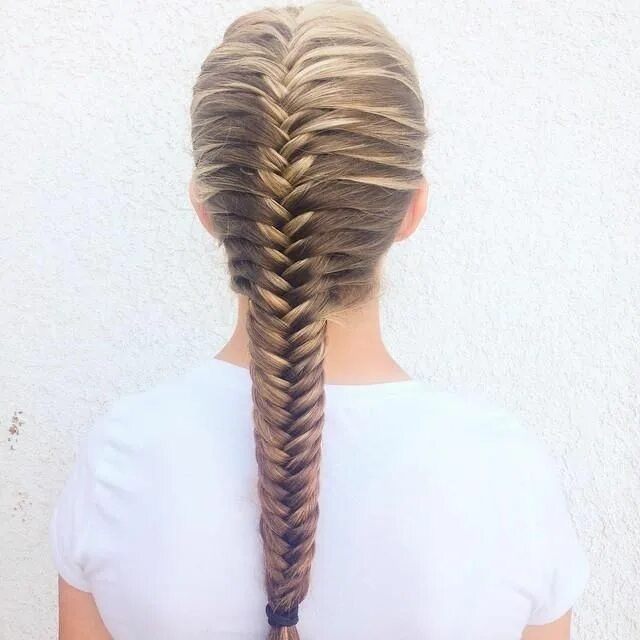 Прическа рыбий хвост для девочек 94 Inspirational French Fishtail Braid Hairstyles Fishtail braid hairstyles, Med