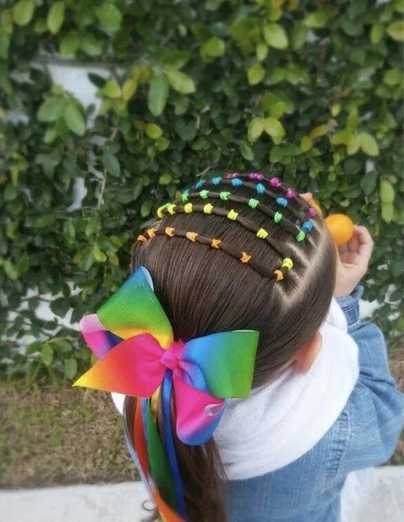 Прическа с атласной лентой для девочки Pin on PEINADOS Crazy hair, Lil girl hairstyles braids, Toddler hairstyles girl