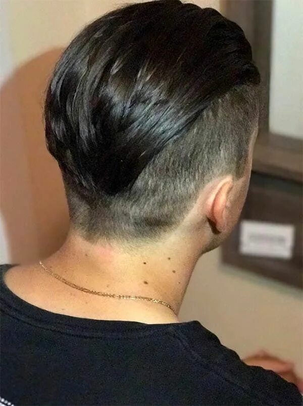 Прическа с бритым затылком мужская 20+ Mens Hairstyles Short Sides Long Top Beautiful Mens hairstyles short sides, 