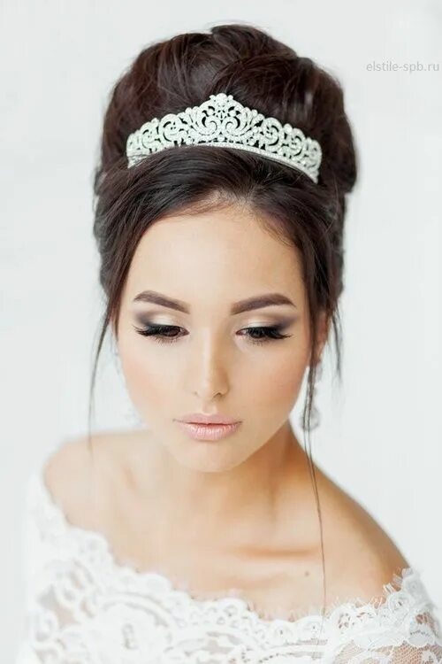 Прическа с диадемой Свадебный стилист, визажист на дом г. Москва Эль Стиль Wedding hairstyles, Brida