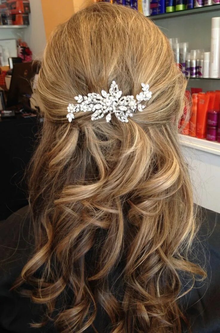 Прическа с гребнем на длинные 40+ Gorgeous Half Up Half Down Hairstyles Ideas Estilos de peinado para boda, Pe