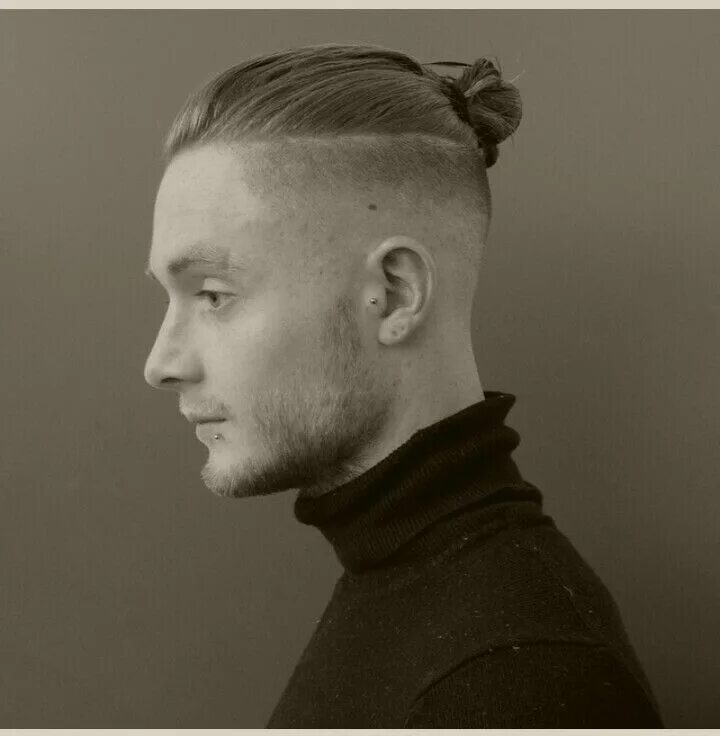 Прическа с хвостом мужская с выбритыми O Cabelo Masculino de 2015 - Pelas barbas do Profeta Top knot hairstyles, Mens h