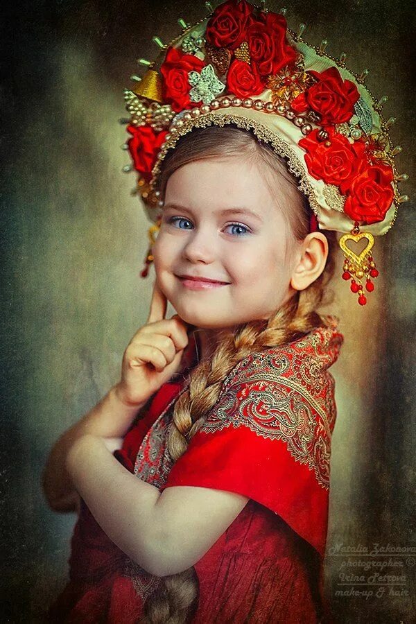 Прическа с кокошником для девочки Наталья Законова Beautiful children, Children photography, Precious children