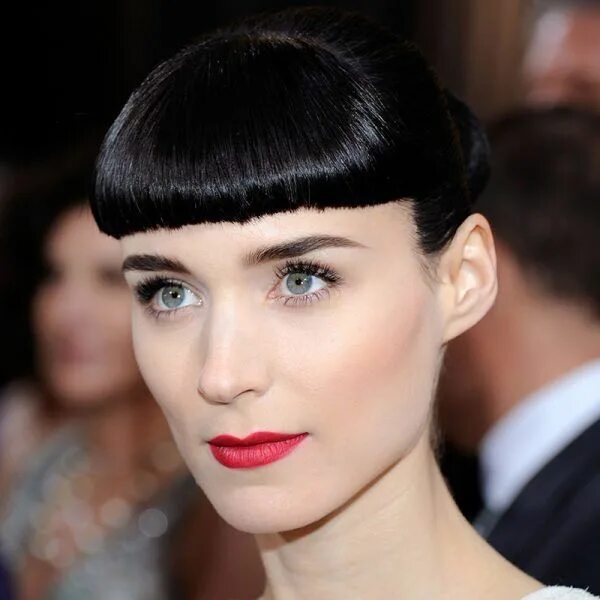 Прическа с короткой челкой и длинными волосами The Classic Trend That Dominated The Red Carpet In 2016 Oscars beauty, Haircuts 