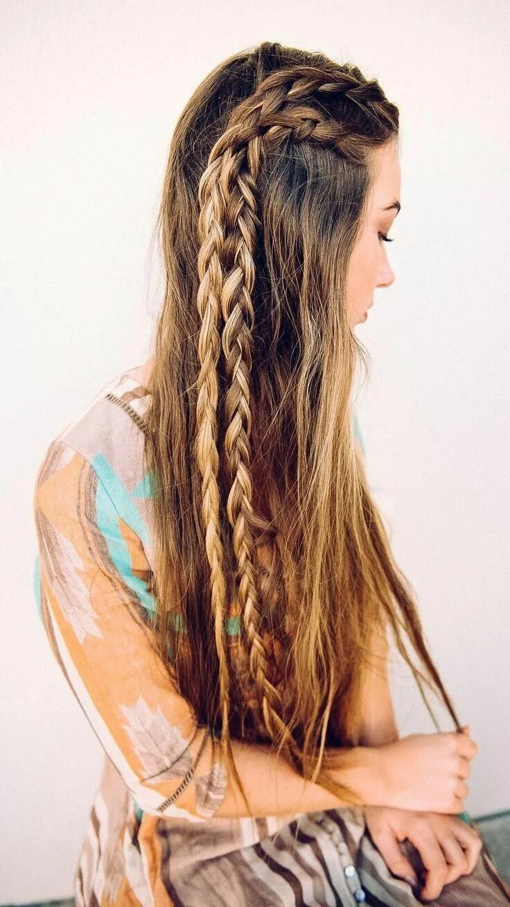 Прическа с косичками и распущенными волосами 10 Non-Boring Ways To Wear Braids in 2024 Braids for long hair, Hippie hair, Cow