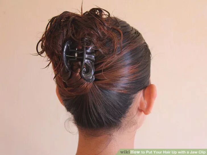 Прическа с крабом 2024 4 Ways to Put Your Hair Up with a Jaw Clip - wikiHow Up hairstyles, Clip hairsty