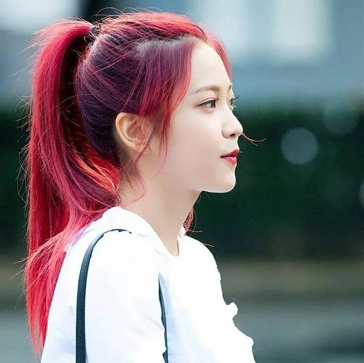 Прическа с красными волосами Resultado de imagen para red velvet yeri Red velvet, Red hair, Velvet