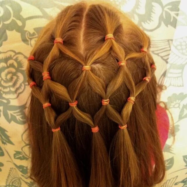 Прическа с маленькими резинками для женщин 14 Cute and Lovely Hairstyles for Little Girls - Pretty Designs Hair styles, Lit