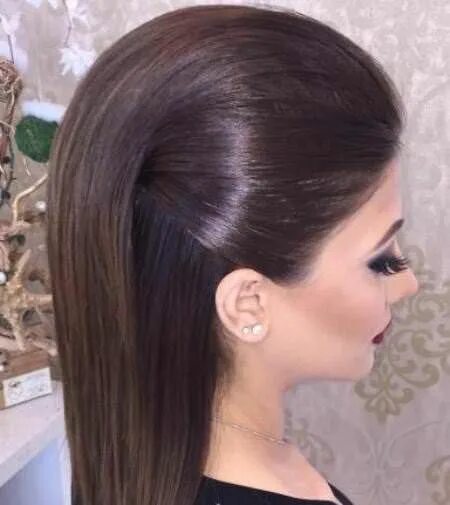 Прическа с начесом на длинные волосы 20 Super Chic Hairstyles for Straight Hair Sleek back hair, Straight hairstyles,