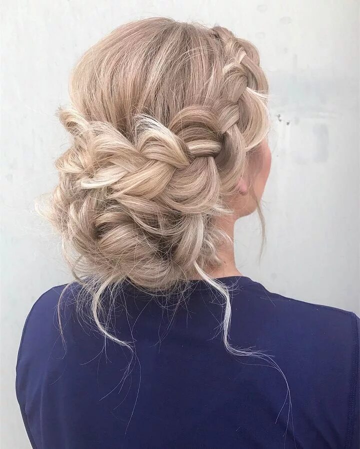 Прическа с плетением на средние волосы Beautiful boho braid updo wedding hairstyle for romantic bohemian brides Long ha