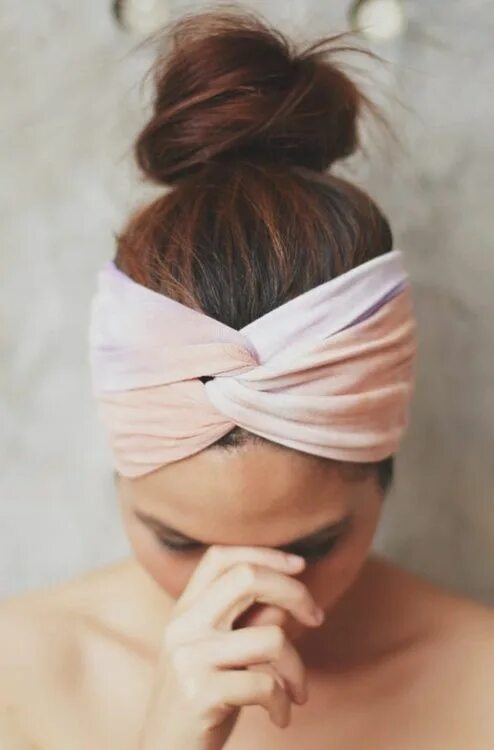 Прическа с повязкой Pin on color Pretty hairstyles, Turban headband hairstyles, Chic hairstyles