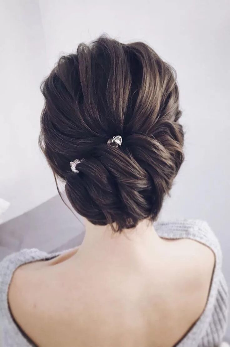 Прическа с убранными волосами на длинные волосы 10 Breathtaking Updos for Medium Length Hair Updos for medium length hair, Mediu