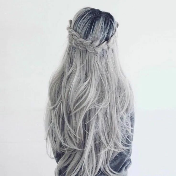 Прическа серые волосы Pin by Ольга on Все подряд Long hair styles, Silver hair, Hair dye colors