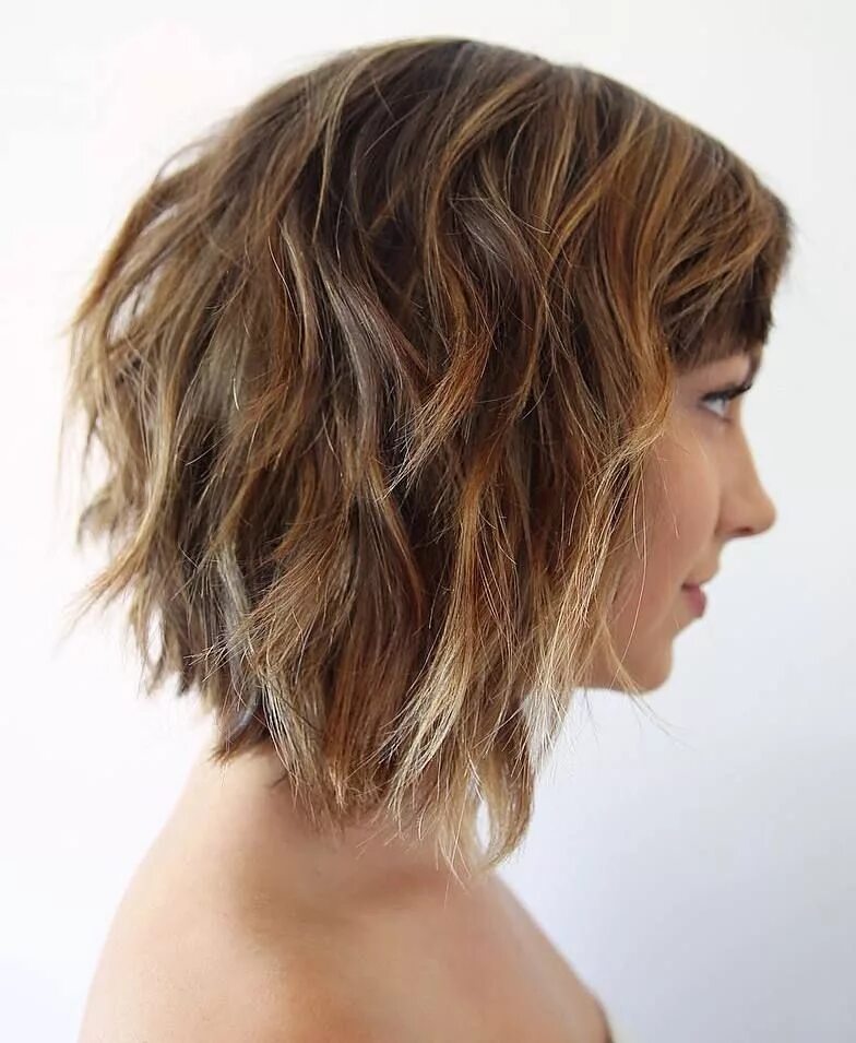 Прическа шегги на короткие волосы без челки 70 Fabulous Choppy Bob Hairstyles to Show Your Stylist in 2024 Choppy bob haircu