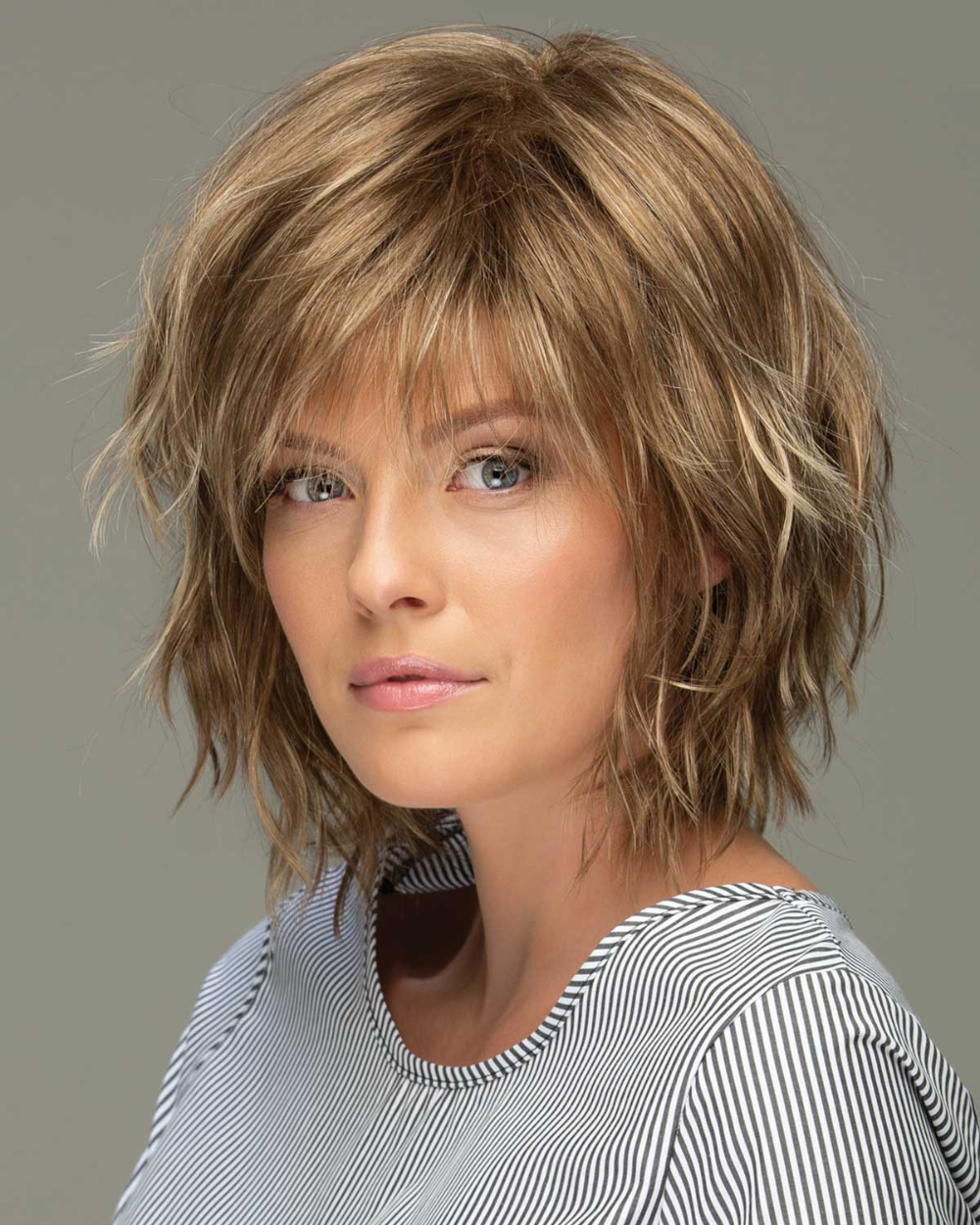 Прическа шегги на короткие волосы без челки Jones Synthetic Wig by Estetica Short thin hair, Hairstyles for thin hair, Hair 