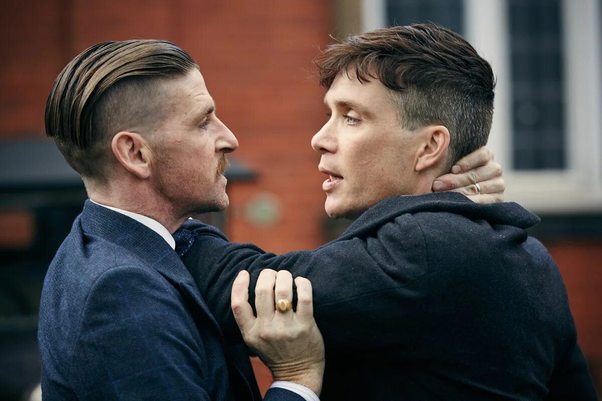 Прическа шелби Twitter Peaky blinders hair, Peaky blinder haircut, Peaky blinders season