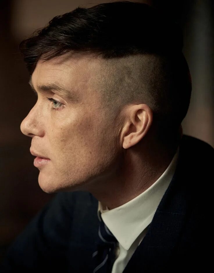 Прическа шелби STYLE LESSONS FROM PEAKY BLINDERS Peaky blinders tommy shelby, Cillian murphy pe