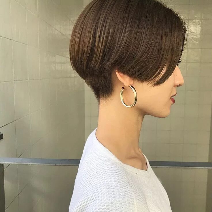 Прическа шторка на каре Pin on short hairstyle