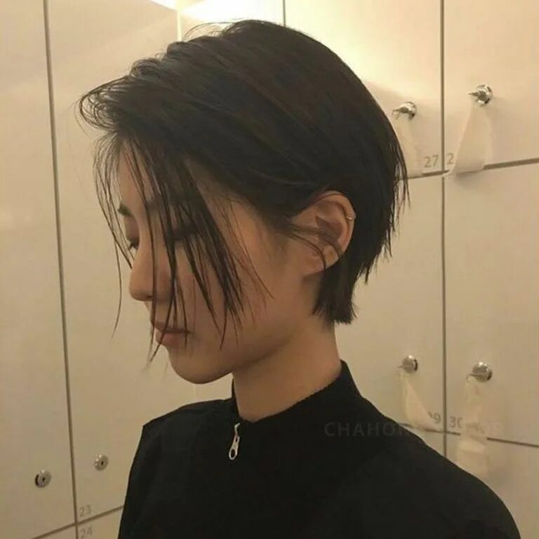 Прическа шторки для девушек на короткие волосы 19 Chic Asian Bob Hairstyles That Will Inspire You To Chop It All Off - The Sing