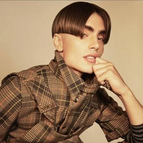 Прическа шторы The Bowl Cut: 20+ Actually Cool Ways to Rock One - Men Hairstyles World One leng