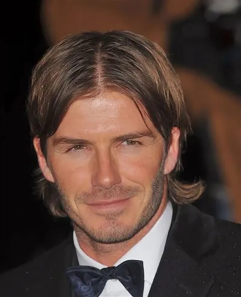 Прическа шторы мужская длинные волосы Beckham's "geek chic" hair day Geek chic, Hottest celebrities, Beckham