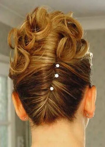 Прическа со шпильками на средние 25 Famous and Latest French Twist Hairstyles for Women French twist hair, Hair, 