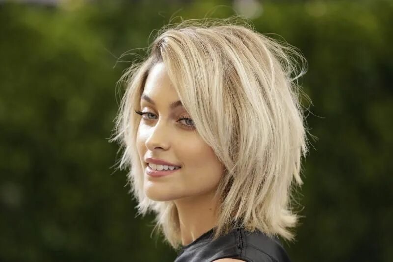 Прическа средний боб женская фото Paris Jackson to make feature film debut in new thriller - UPI.com Hair styles, 