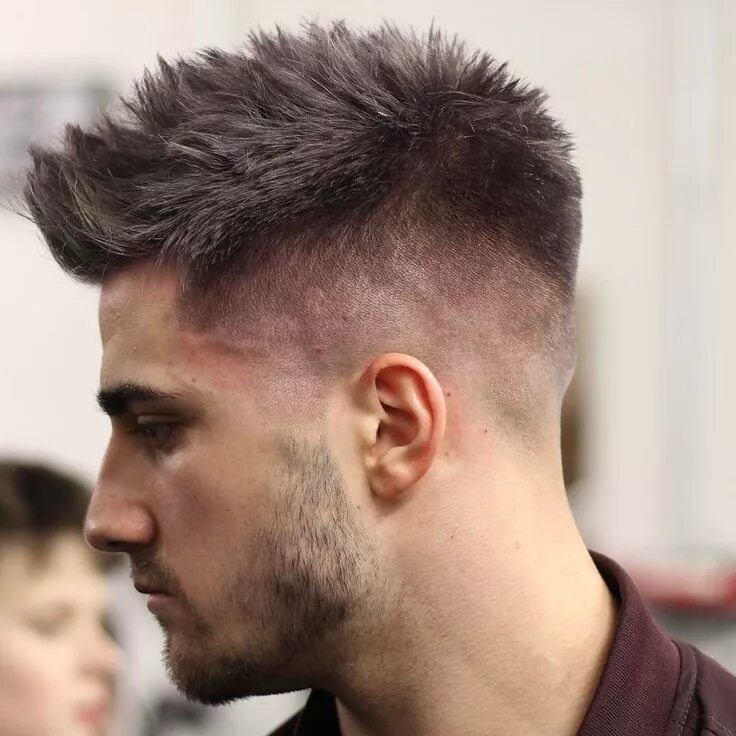 Прическа средний фейд мужская 100+ Fade Haircut Ideas For 2023 Top haircuts for men, Haircuts for men, Fade ha