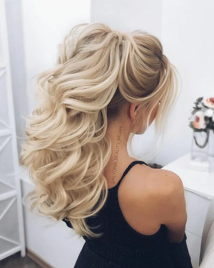 Прическа светлые волосы прически фото Pin on Причёски Long hair styles, Braids for long hair, Fake hair extensions