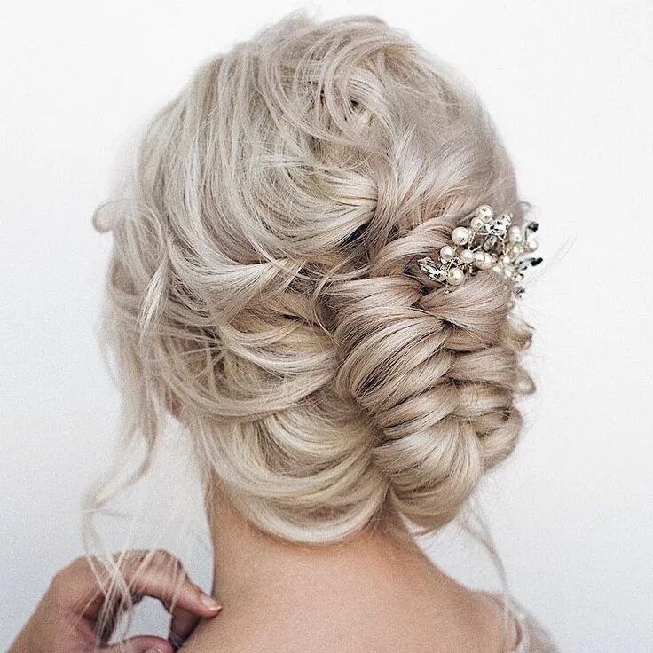 Прическа светлые волосы прически фото Elegant Wedding Hairstyles from @hairandmakeupbysteph #weddings #hairstyles #wed