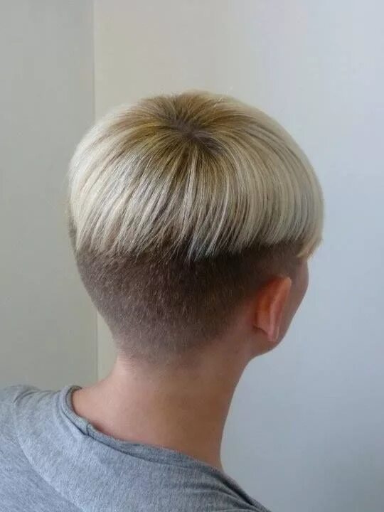 Прическа сзади коротко Pin on Hair: Chick Fade Haircuts