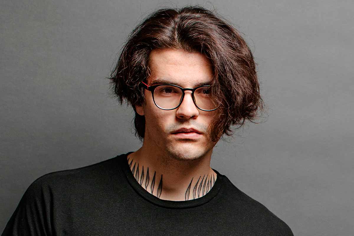 Прическа the flow 2024 25 Middle Part Hairstyles For Men To Rock