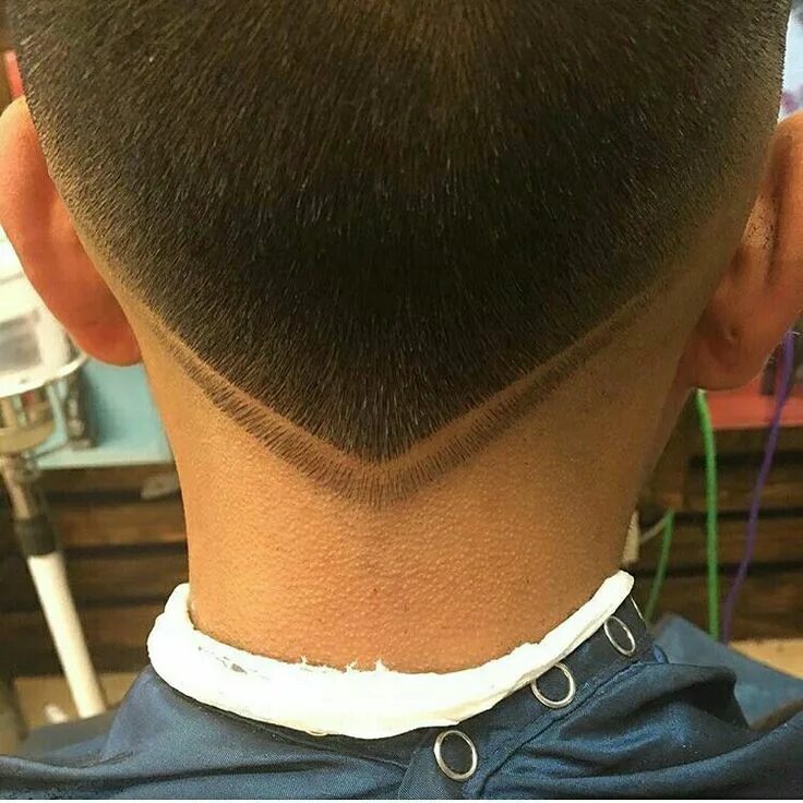 Прическа треугольник Pin de JavierElBarbero en Lineas (lines) Lineas en el pelo, Cortes de pelo, Pelo