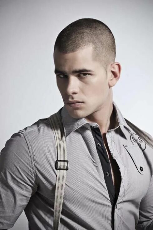 Прическа тройка мужская Malde Model In Buzz Cut Picture Buzz cut hairstyles, Mens high fade, High and ti