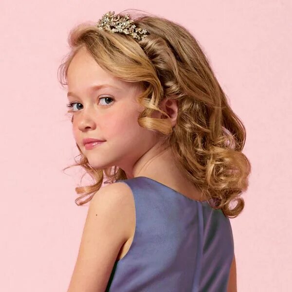 Прическа укладка для девочек Lovely loose curls. Kids hairstyles, Kids hair cuts, Flower girl hairstyles