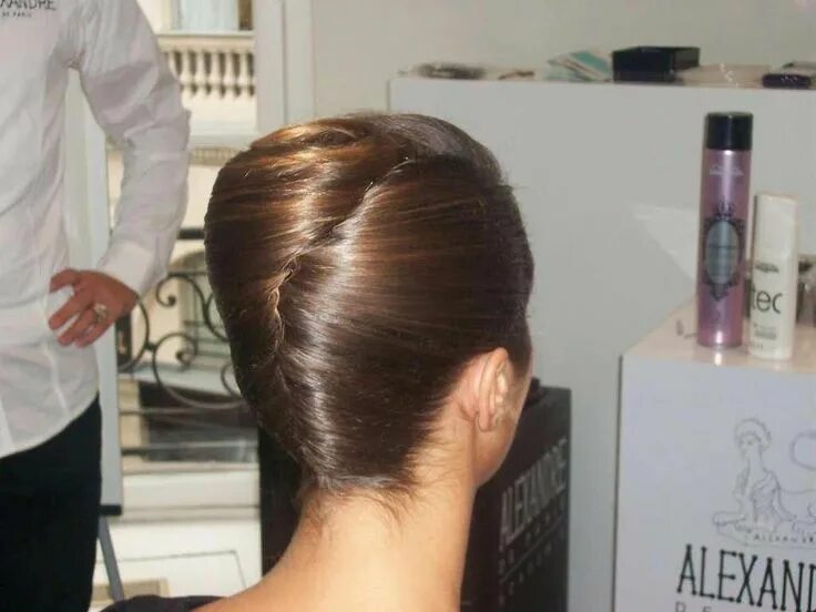 Прическа улитка фото #oneladycom #hairstyles #hairstyle #french #hairs #basic #twist #hairBasic Frenc