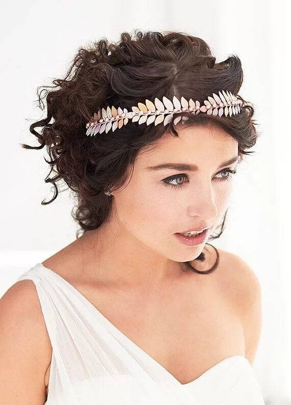 Прическа в греческом стиле на длинные волосы 37 Fun Hair Accessories to Make You Smile All Day Long ... Bride hairstyles for 