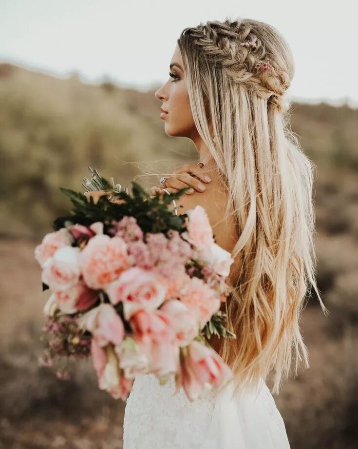 Прическа в стиле бохо на длинные волосы Pin von Elle_Apostrophe auf Beautiful, Healthy Hair Frisur hochzeit, Hochsteckfr