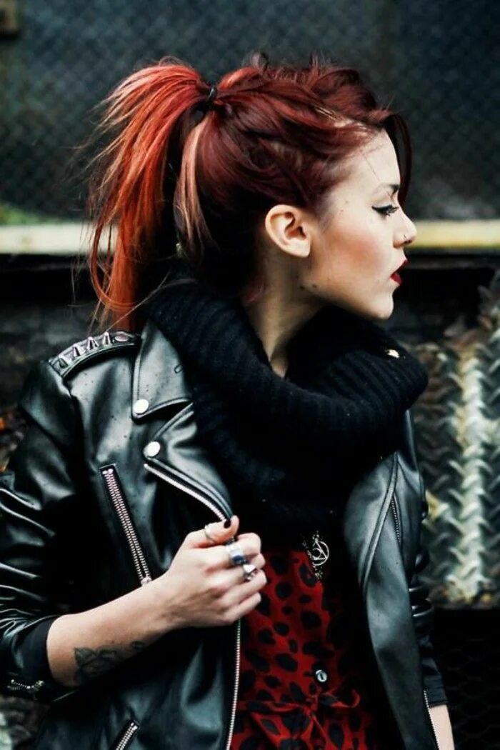 Прическа в стиле рок женская ▷ 1001+ ideas de color de pelo de moda para esta temporada Dark red hair color, 