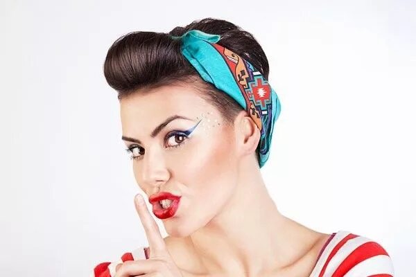 Прическа в стиле стиляги для женщин 35 Popular Vintage Hairstyles Trending in 2022 Винтажные прически, Ретро прическ