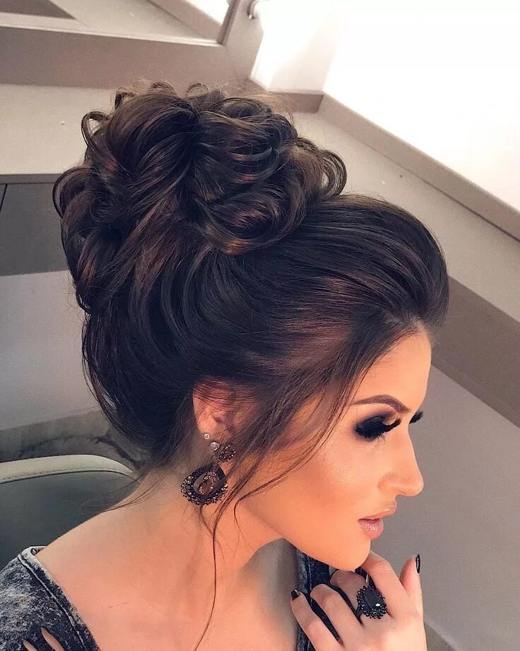 Прическа вечерняя на средние волосы без челки Awesome 50 Fabulous Braided Updo Hairstyle Women I... - #AWESOME #braided #Fabul