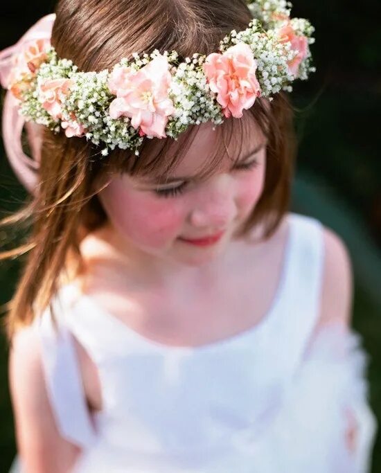 Прическа венок из волос для девочки Flower crown wedding Flower girl bouquet, Wedding flower girl, Flower girl