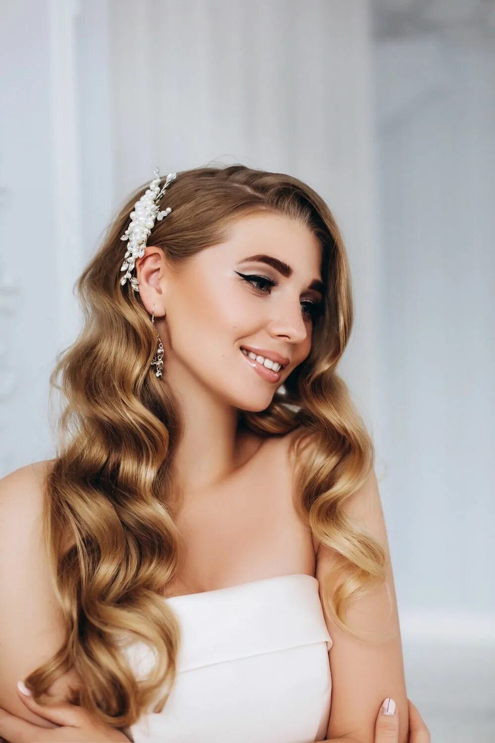 Прическа волна на длинные волосы на свадьбу Образ невесты Bridal hair, Bridal hair down, Down hairstyles