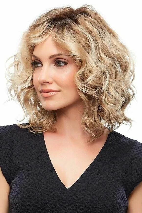 Прическа волнистые волосы средней длины фото Petite Julianne Wig by Jon Renau Lace Front, Hand Tied Frontal hairstyles, Curly