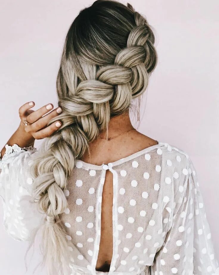 Прическа волос косичка Like what you see? Follow me for more: @nhairofficial Long hair styles, Hair sty