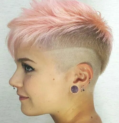 Прическа выбритая для женщин 70 Best Short Pixie Cuts and Pixie Cut Hairstyles for 2024 Short shaved hairstyl