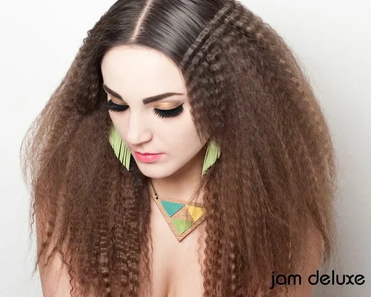 Прическа женская гофре Crimped hairstyle ? Why not ! Crimped hair, Long hair styles, Curls for long hai