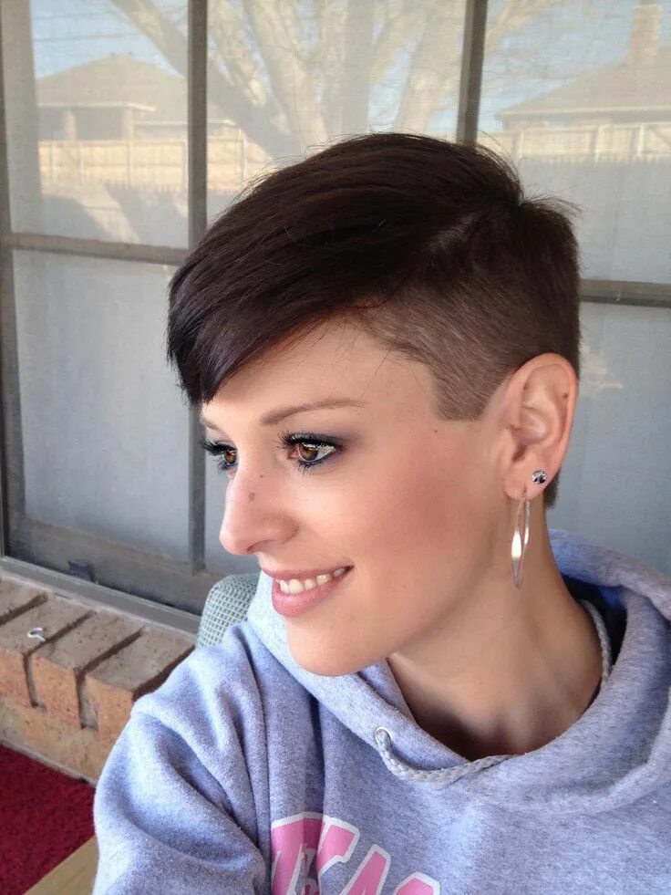 Прическа женская одна сторона короткая Short Pixie Hairstyles 2016 Different Pixie Styles Short Pixie Hairstyles With L