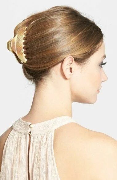 Прическа женская с крабиком neat-claw-clip-hairstyle-suitable-for-office Clip hairstyles, Banana clip hairst